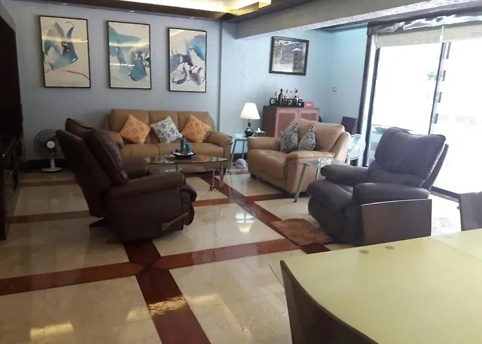 Bed & Breakfast Ecology Village Manila